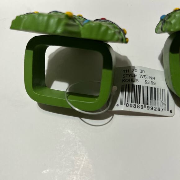 Cactus with Christmas lights napkin rings, NWT - Picture 7 of 9